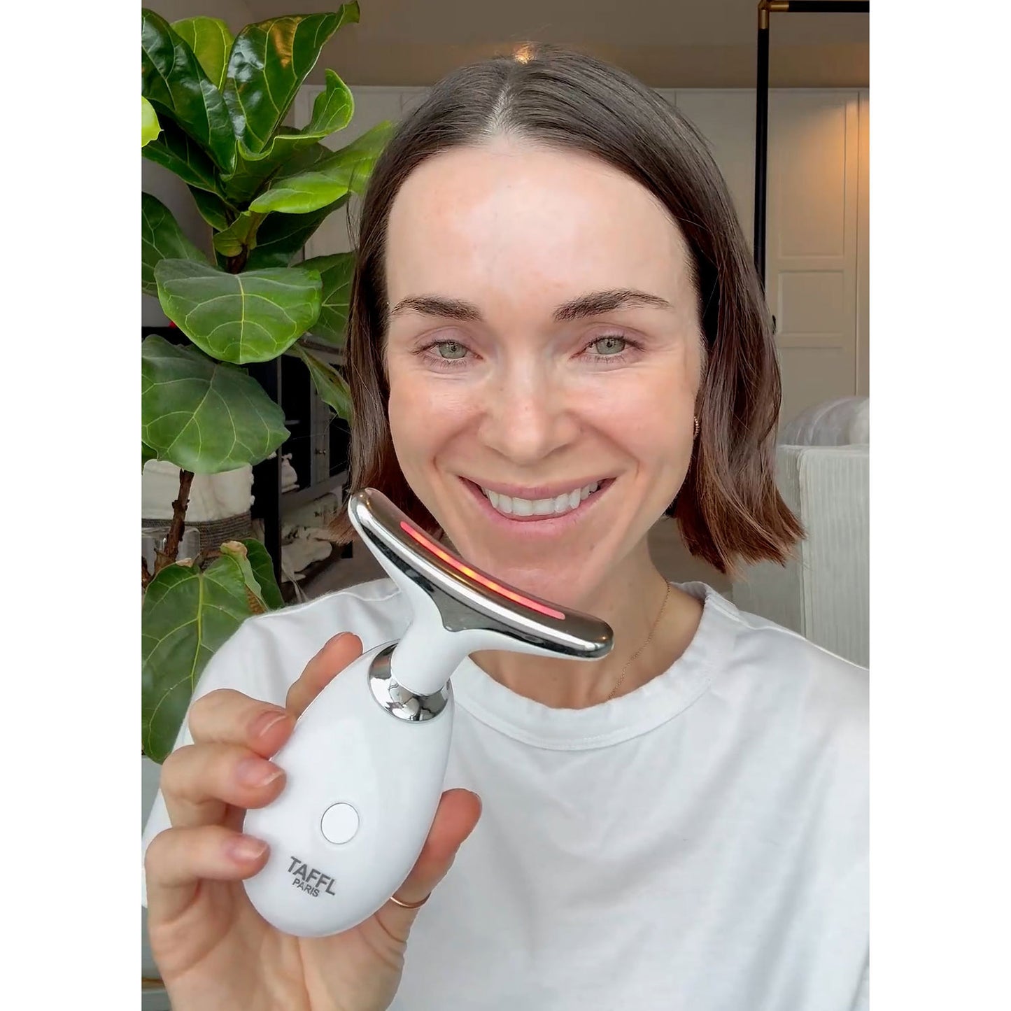 TAFFL Artisan: The 7-Layer Penetration System™ – LED and EMS Skin Rejuvenator + FREE Gift